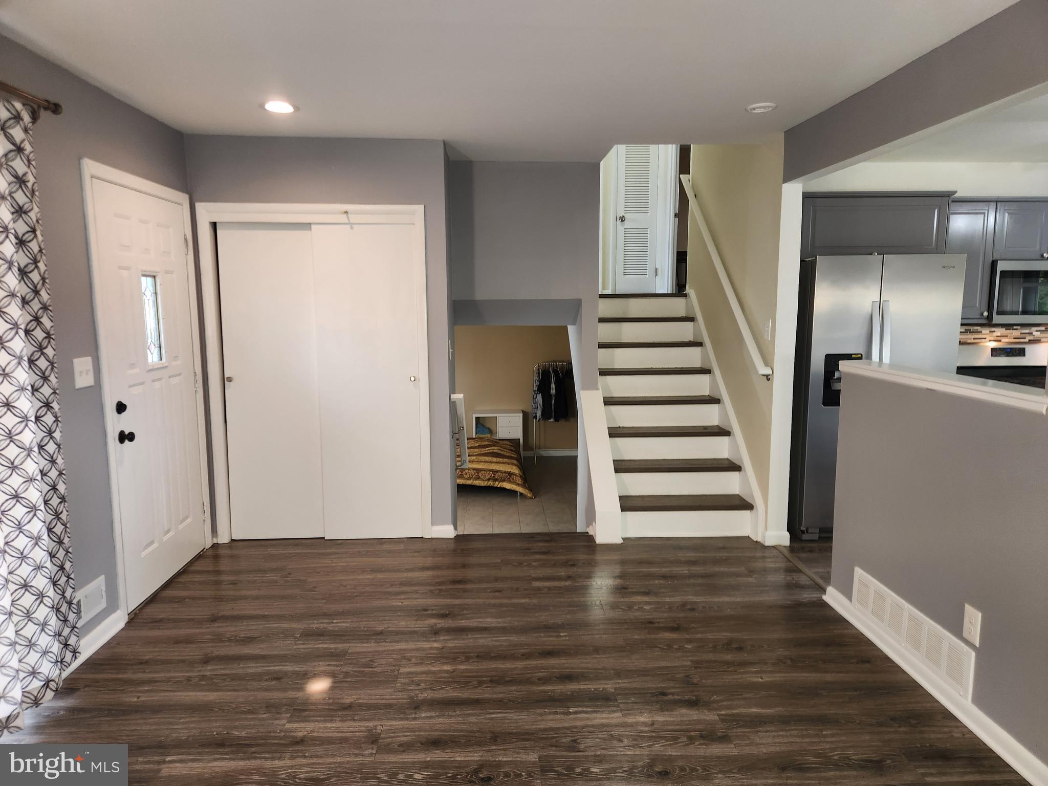 27 LILLIAN PLACE