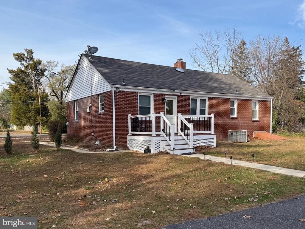 190 WATERFORD ROAD