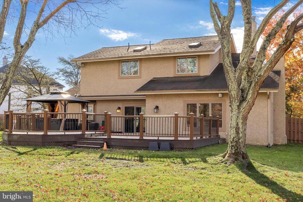 4 FAIRHAVEN COURT