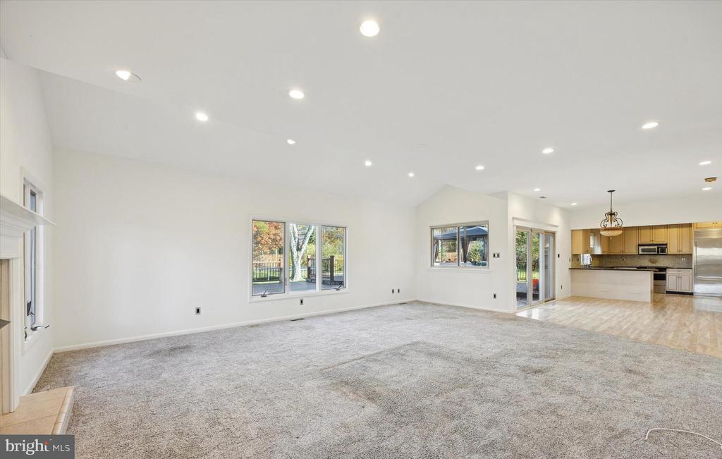 4 FAIRHAVEN COURT