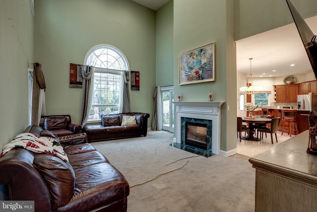 6 OAK RIDGE DRIVE