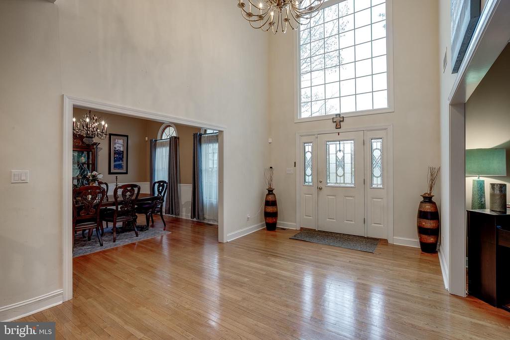 6 OAK RIDGE DRIVE