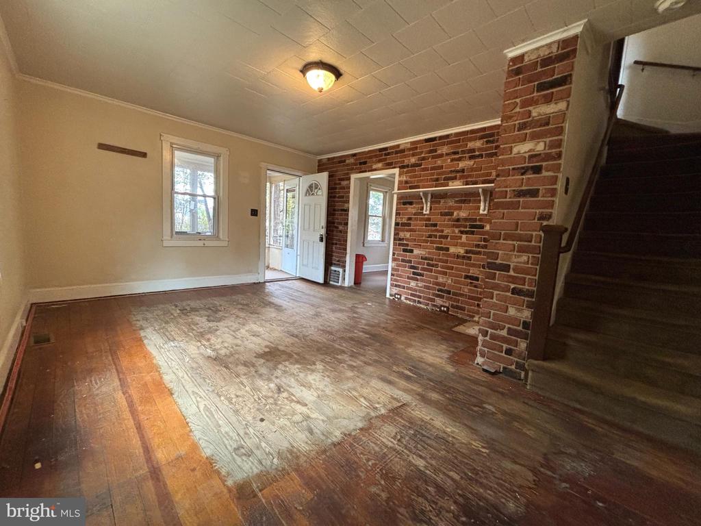 215 HORTON AVENUE