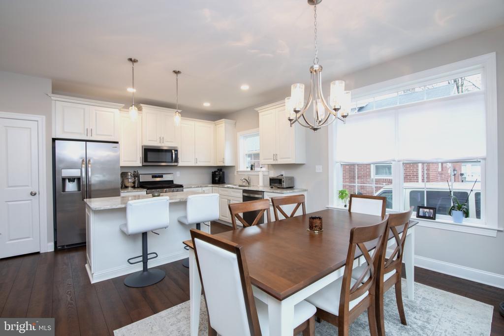 105 VASSAR AVE