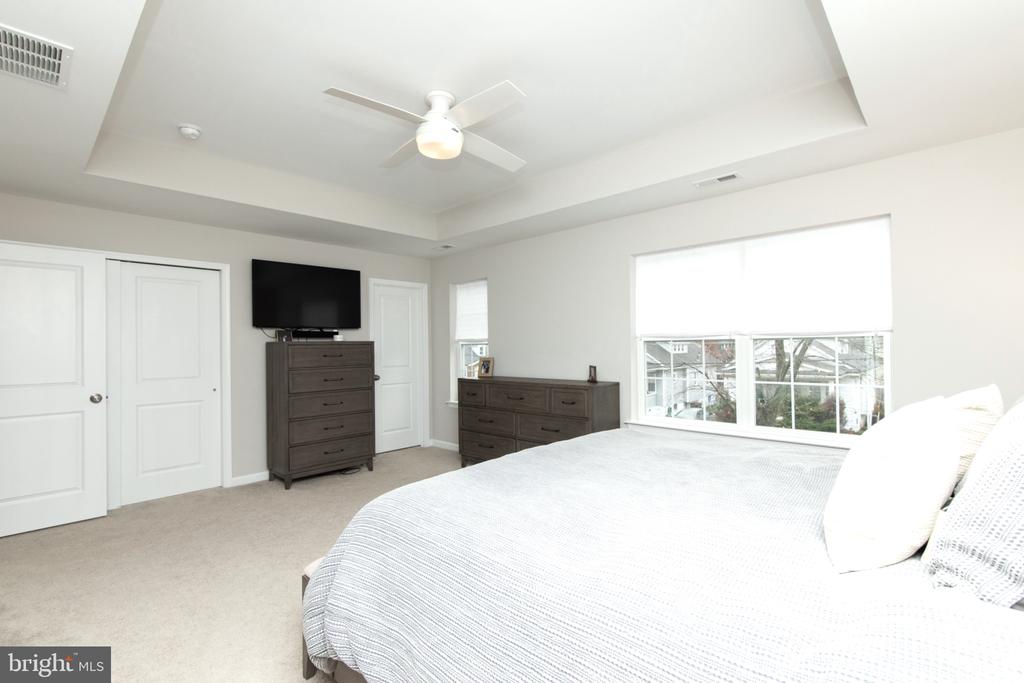 105 VASSAR AVE