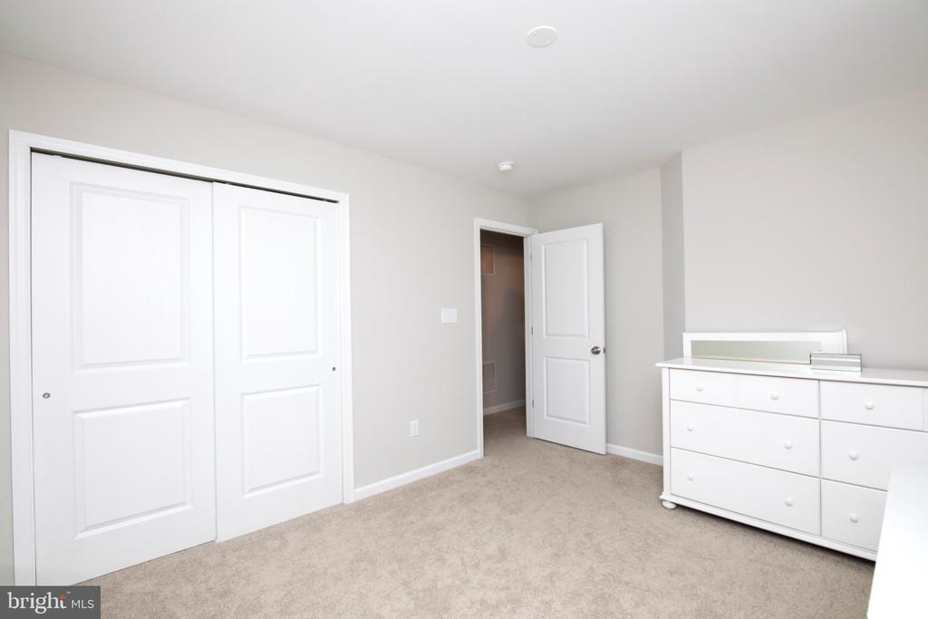 105 VASSAR AVE