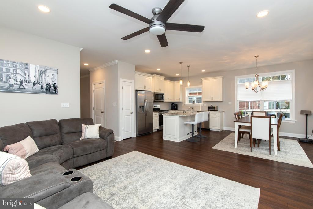 105 VASSAR AVE