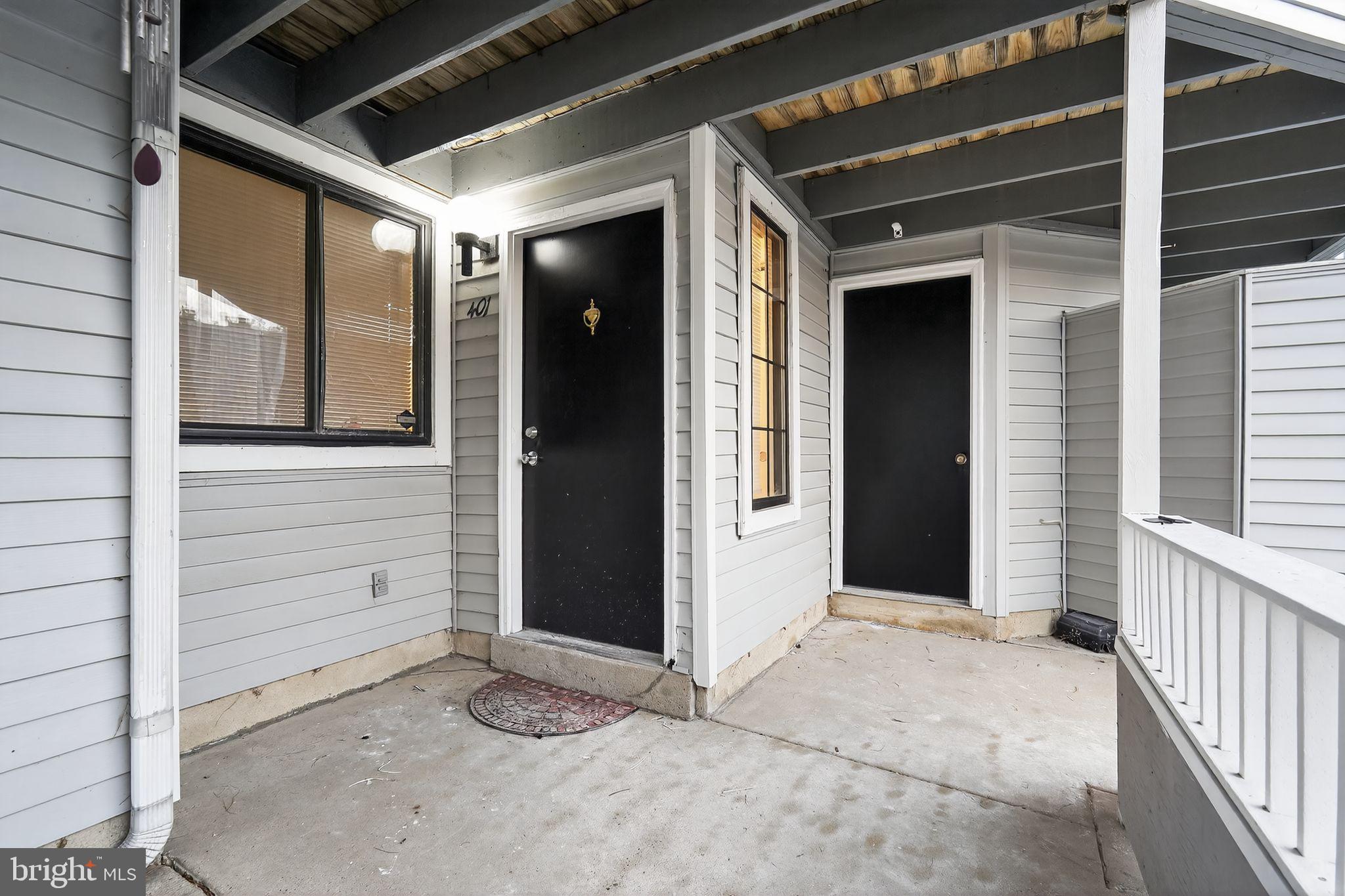 401 SHELBY COURT