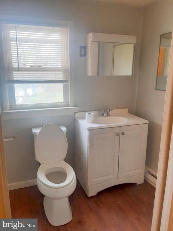 214 N BLACK HORSE PIKE C
