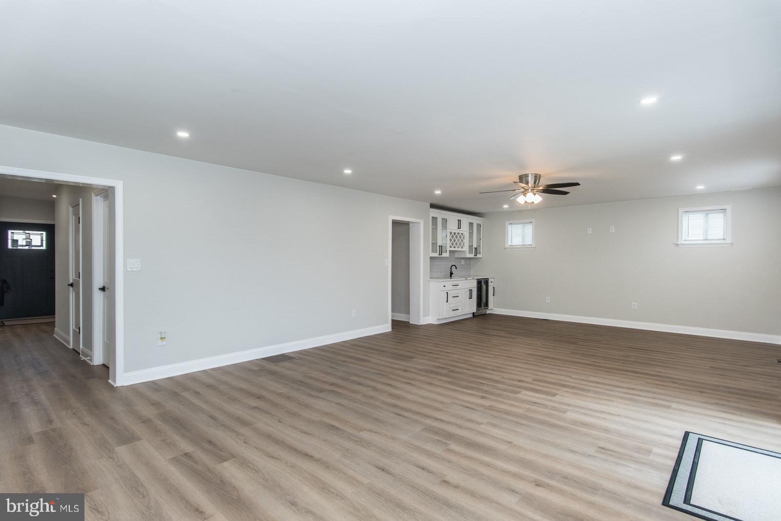 17 KENDALL BOULEVARD