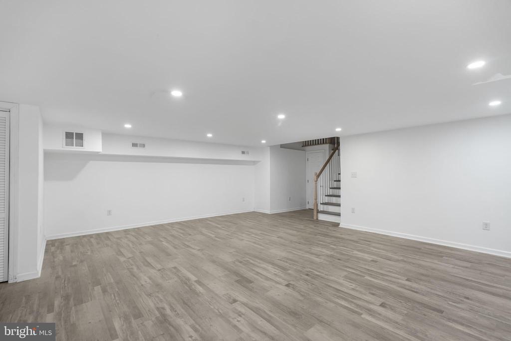 840 JARVIS ROAD