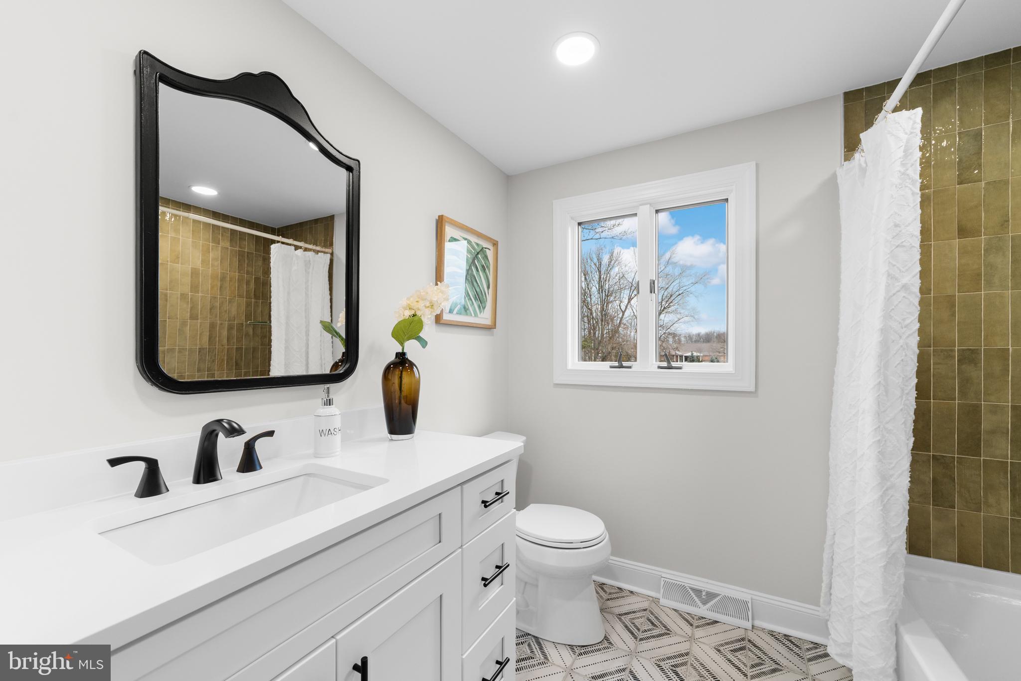 503 VALLEY RUN DRIVE