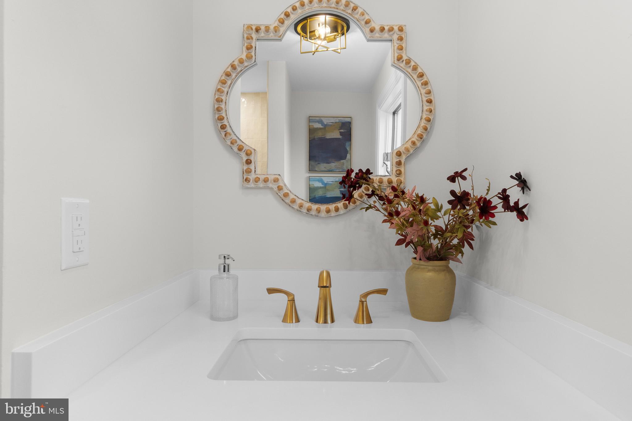 503 VALLEY RUN DRIVE