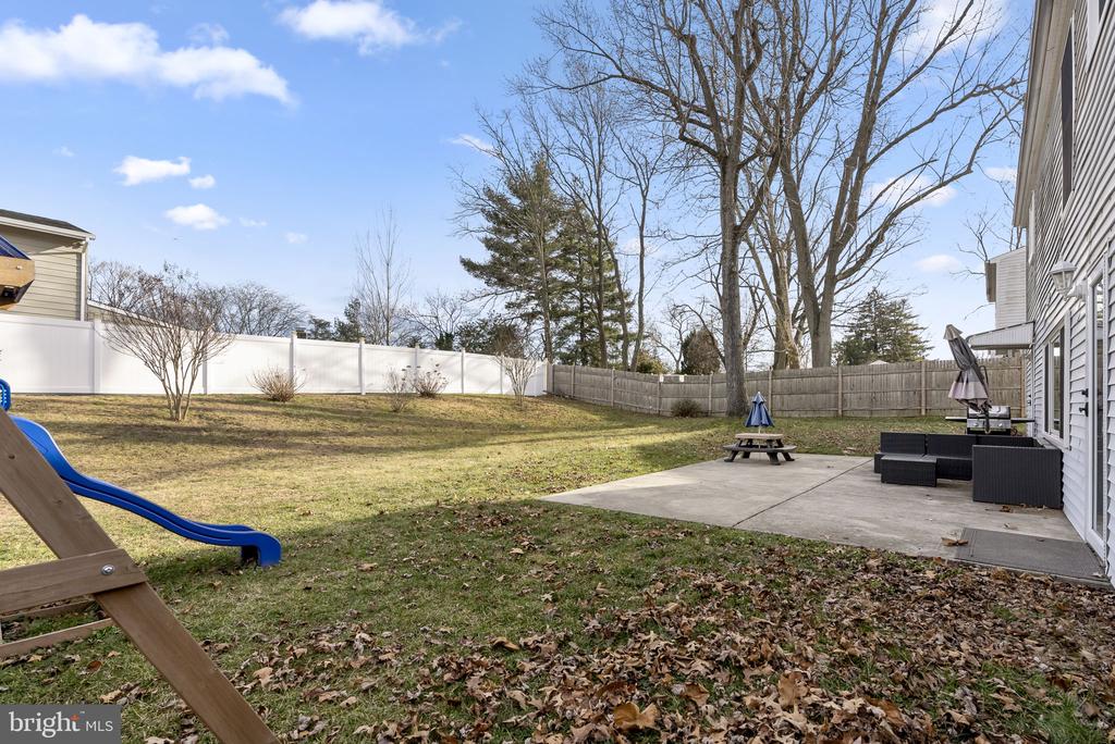 1502 RANDY LANE