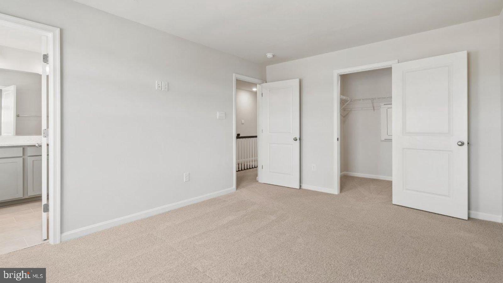 27 CLEMENTON ROAD E