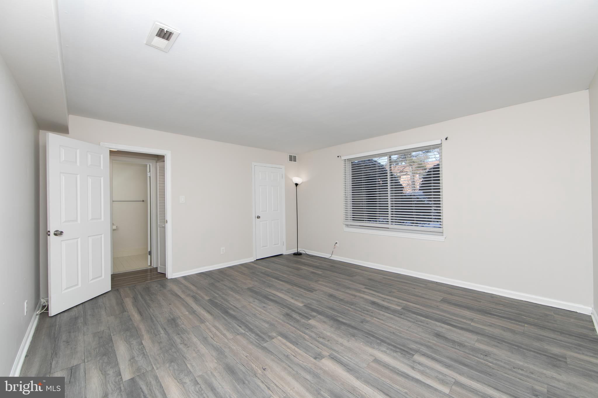 125 ECHELON ROAD 1