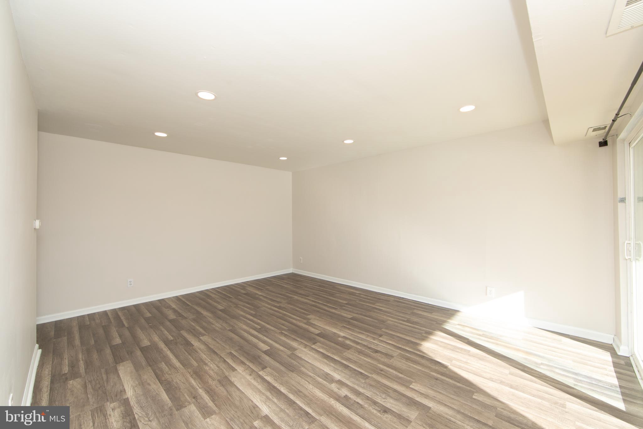 125 ECHELON ROAD 1