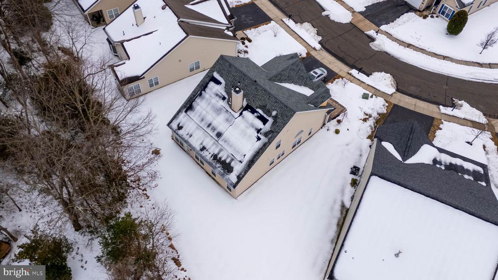15 KRESSON COURT