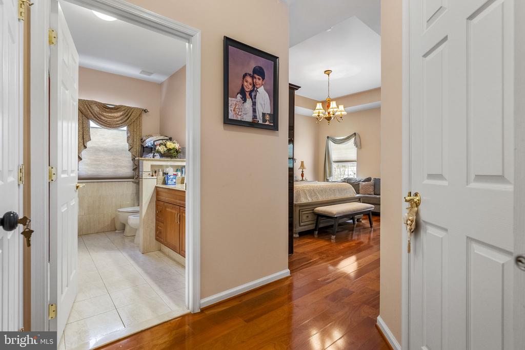 15 KRESSON COURT