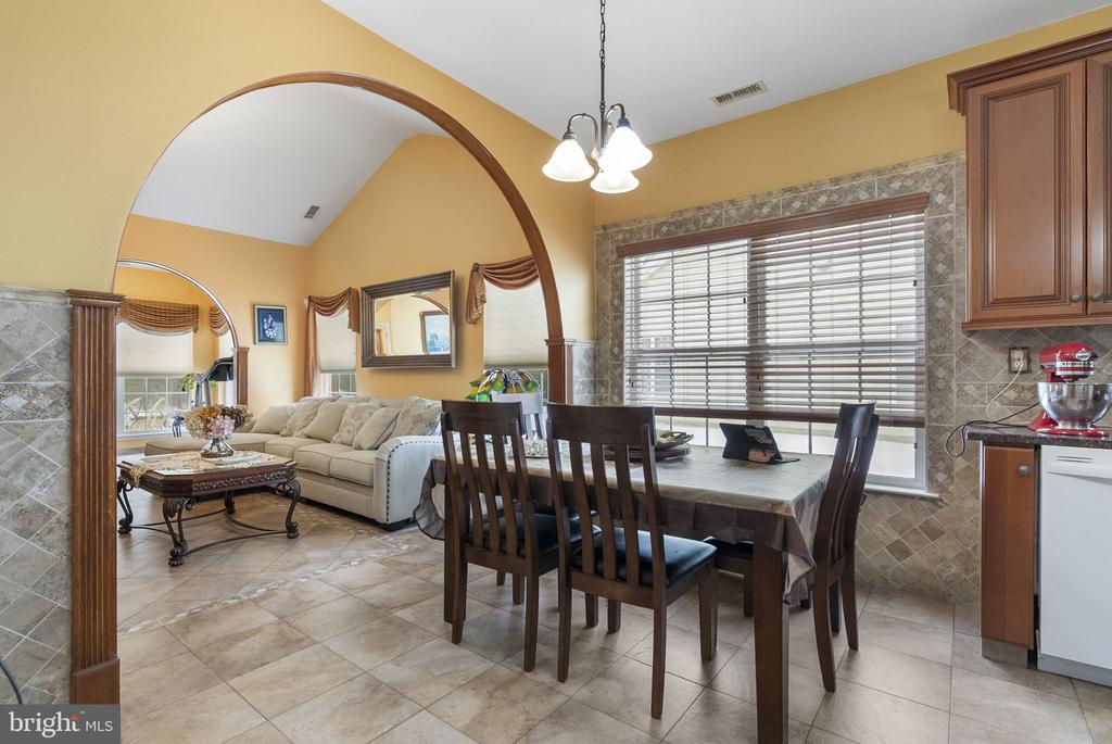 15 KRESSON COURT