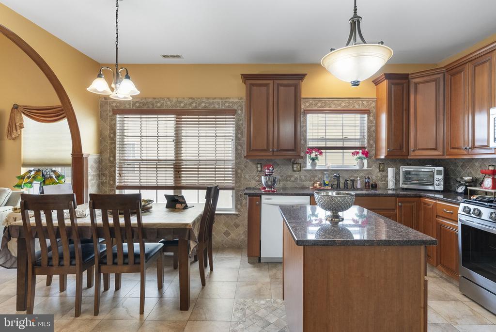15 KRESSON COURT