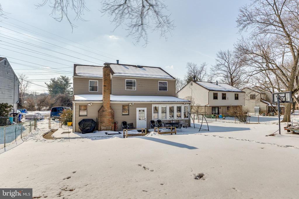 8661 WYNDAM ROAD