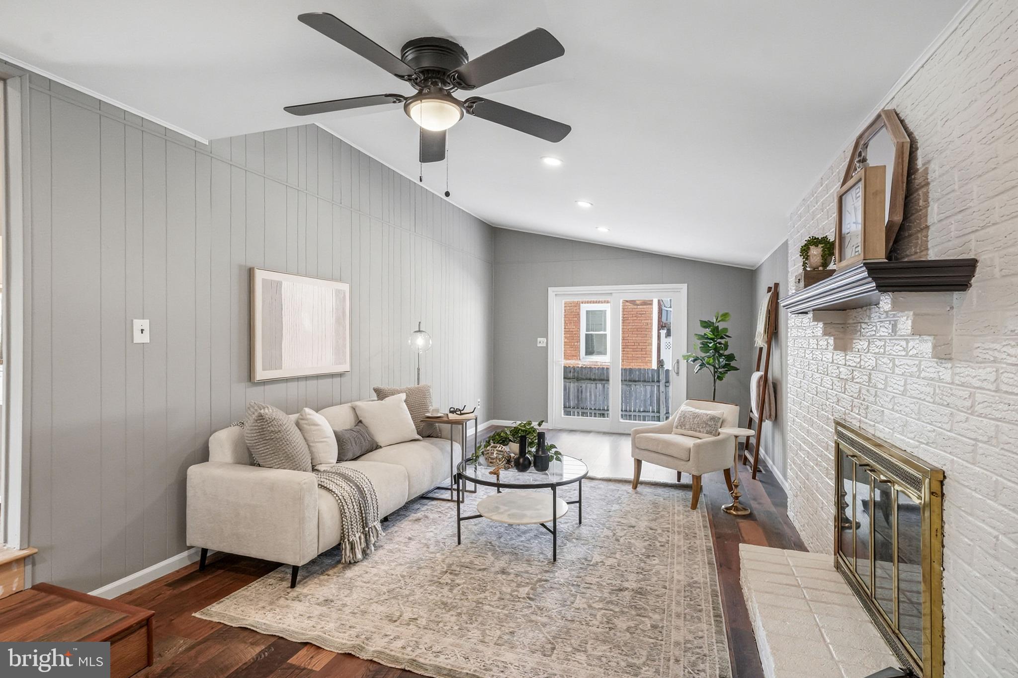 1839 PROSPECT RIDGE BOULEVARD