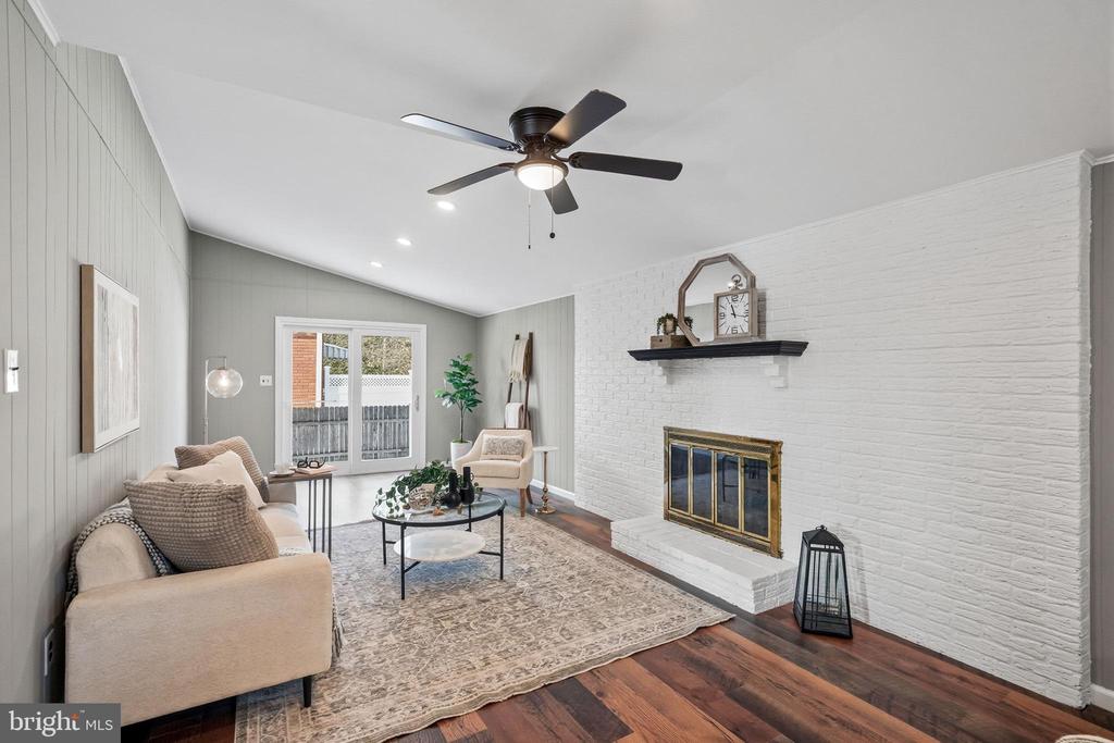 1839 PROSPECT RIDGE BOULEVARD