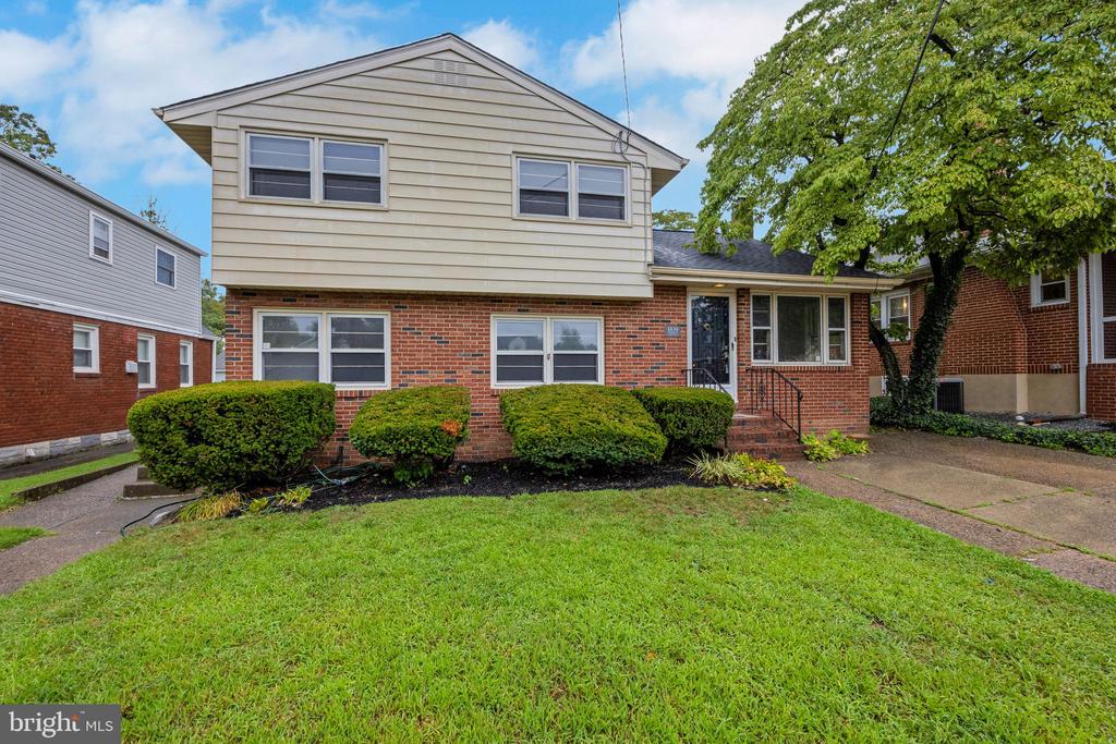 1839 PROSPECT RIDGE BOULEVARD