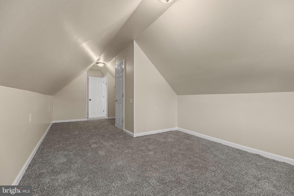 116 CHESTNUT STREET 2