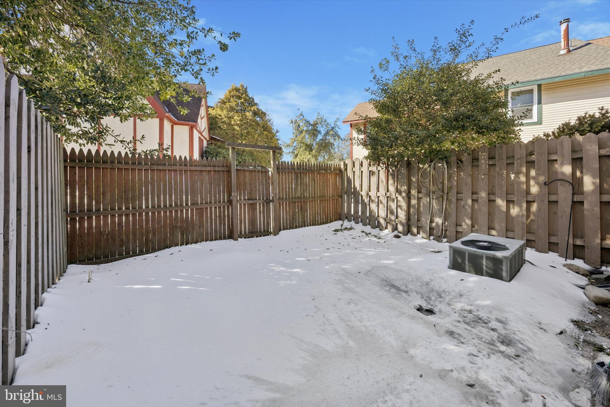 14 DOVER COURT C31