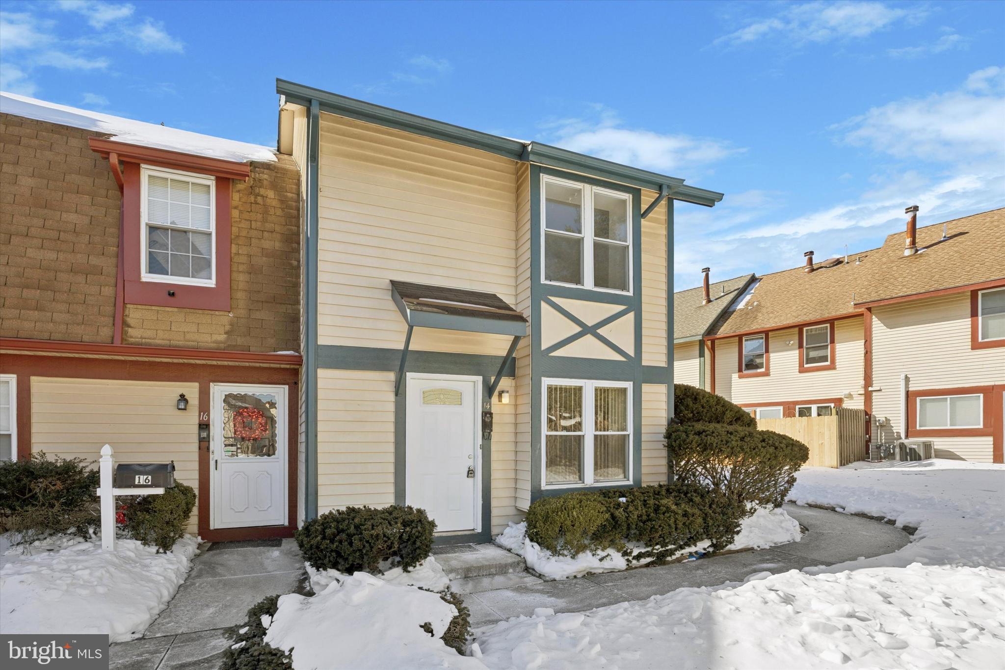 14 DOVER COURT C31