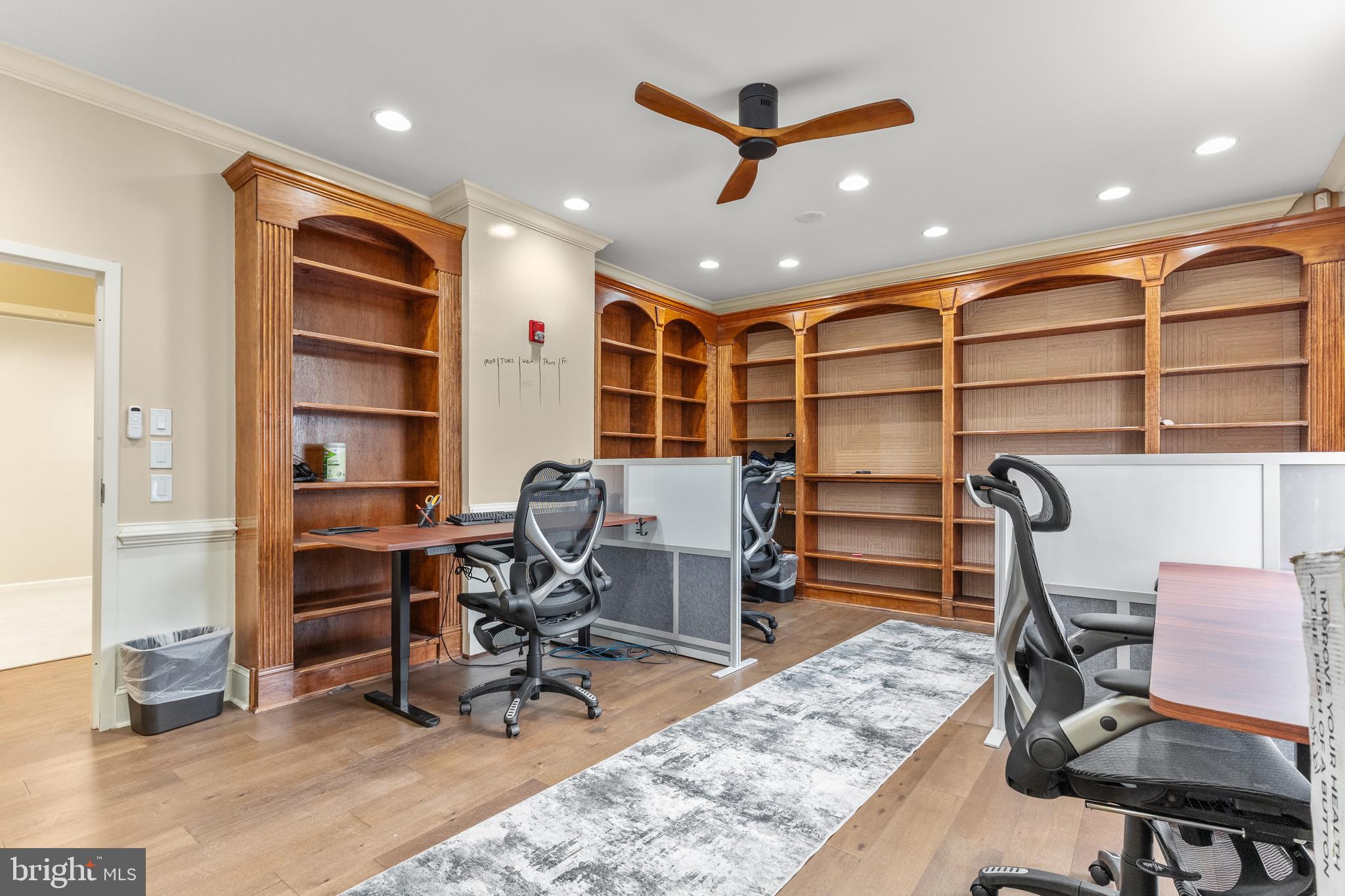 4 KINGS HIGHWAY E SUITE 101