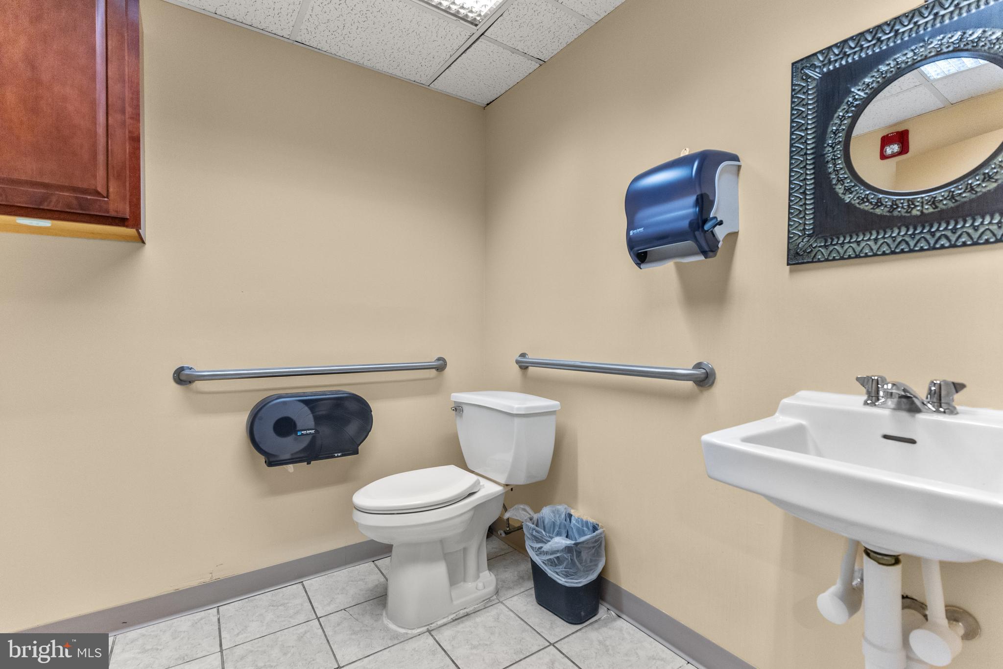 4 KINGS HIGHWAY E SUITE 101