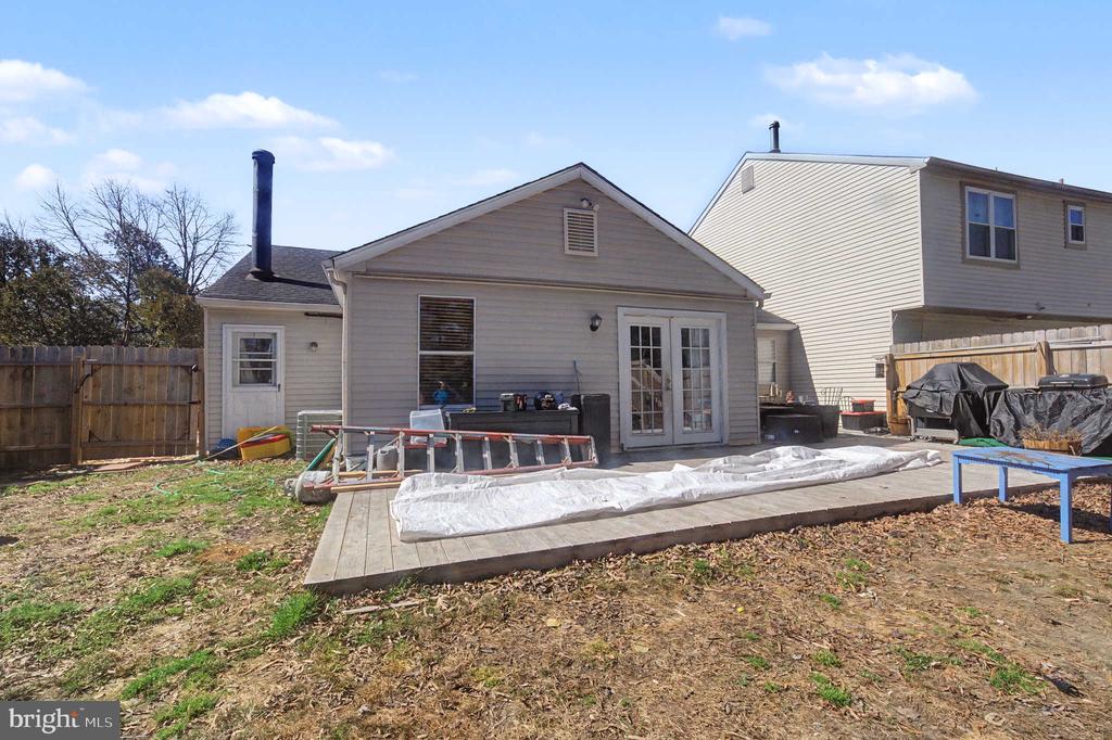 36 WYNNEWOOD DRIVE