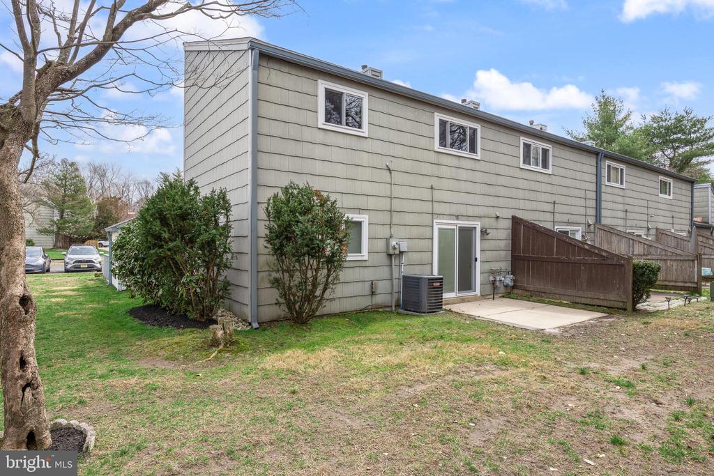 10 GLENWOOD DRIVE