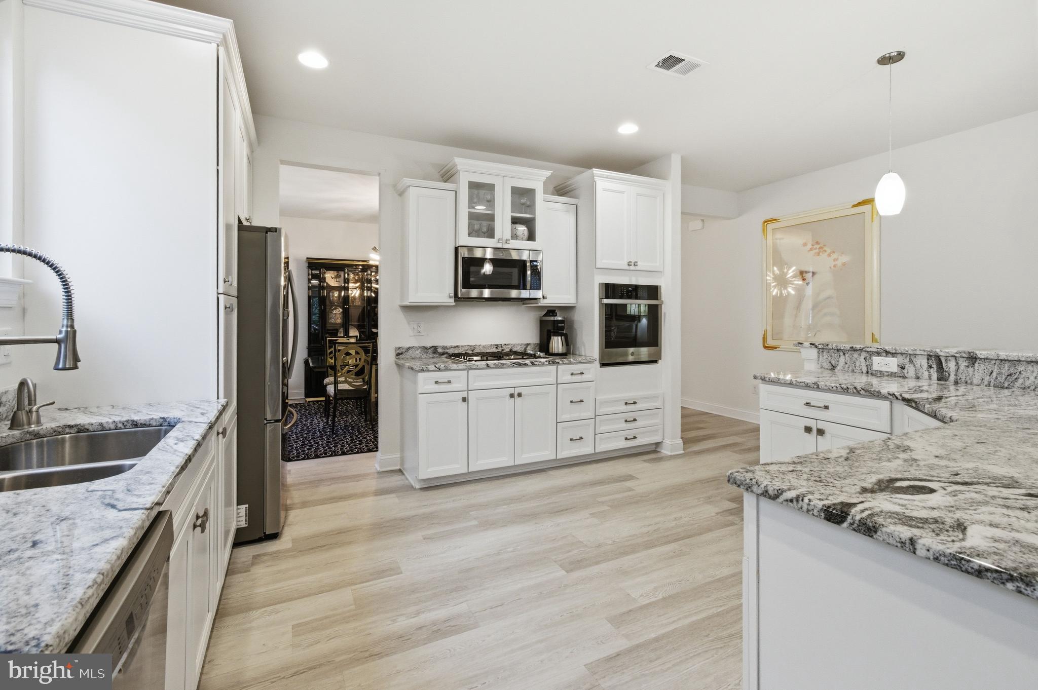 28 GAINSBORO DRIVE
