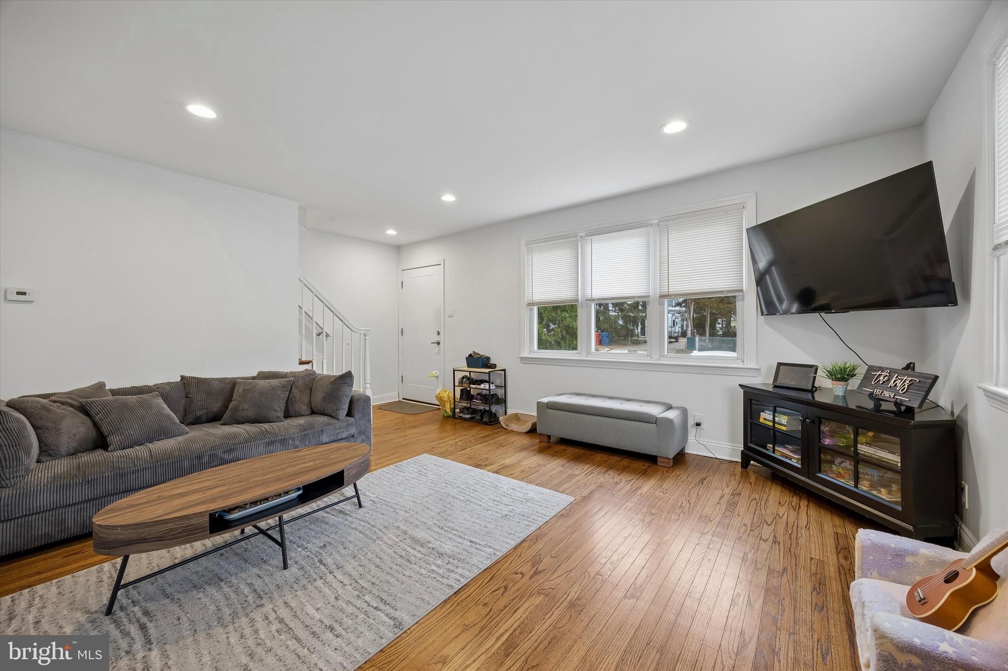 23 STATION AVENUE