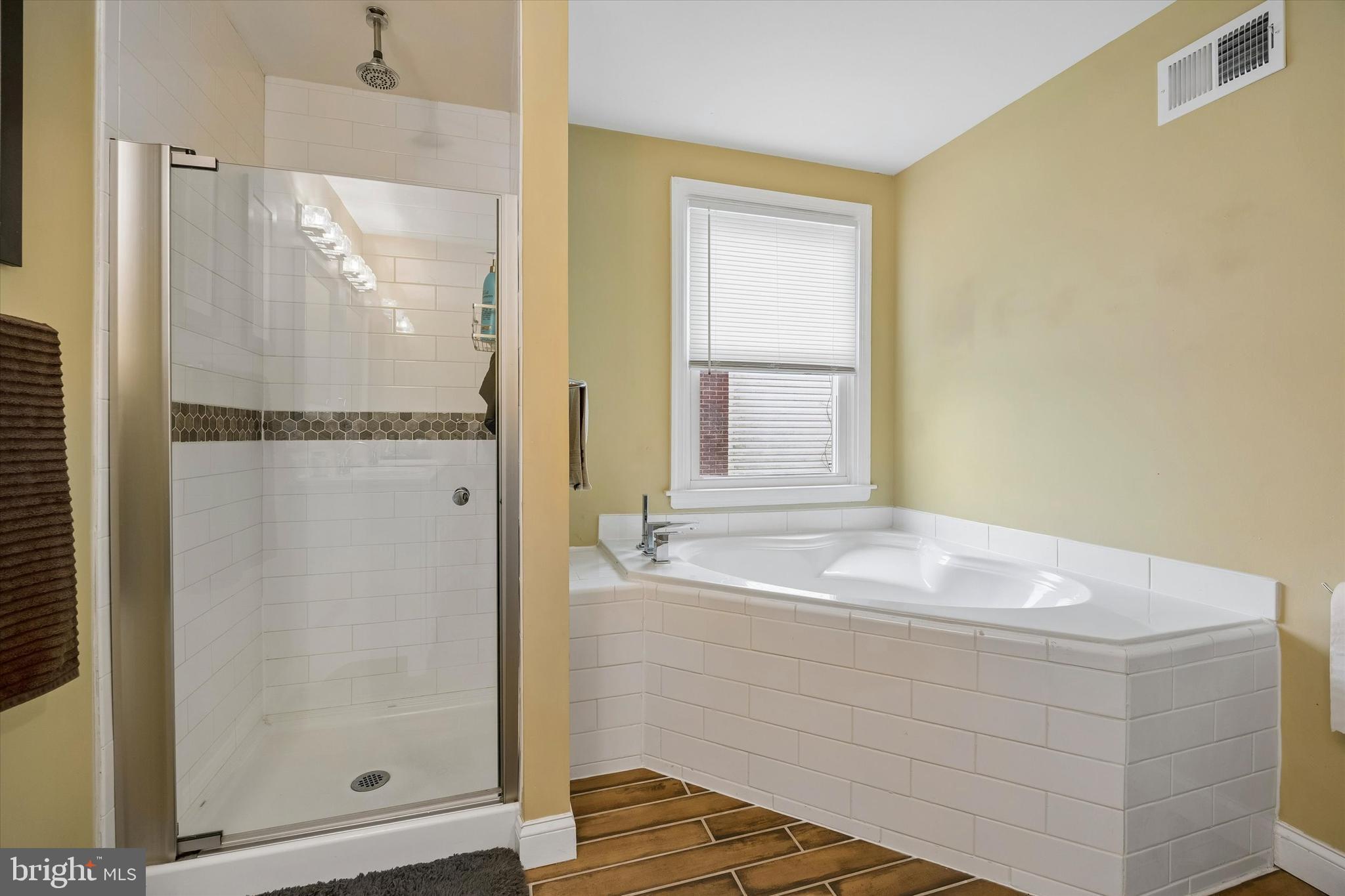 23 STATION AVENUE