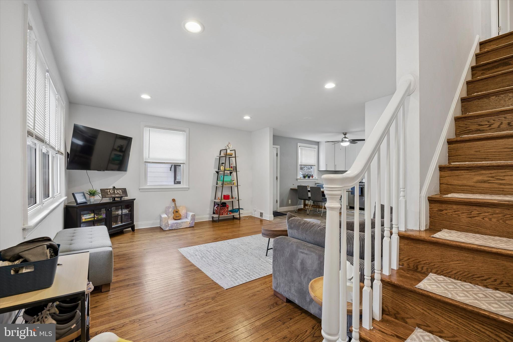 23 STATION AVENUE