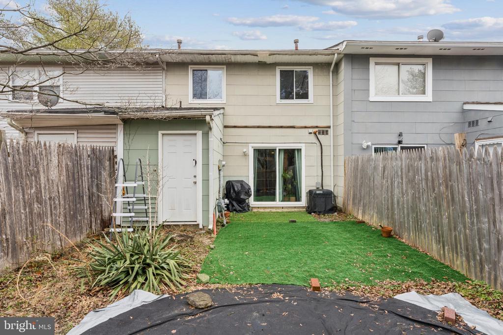 22 MILSTONE COURT