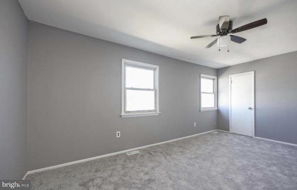 7 LYRIC COURT