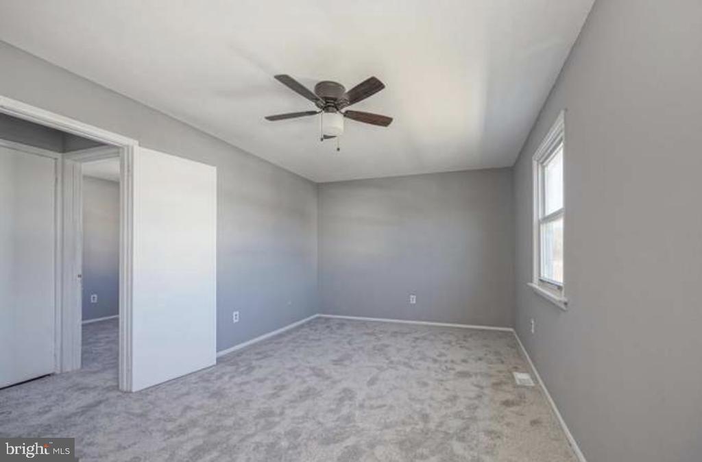 7 LYRIC COURT