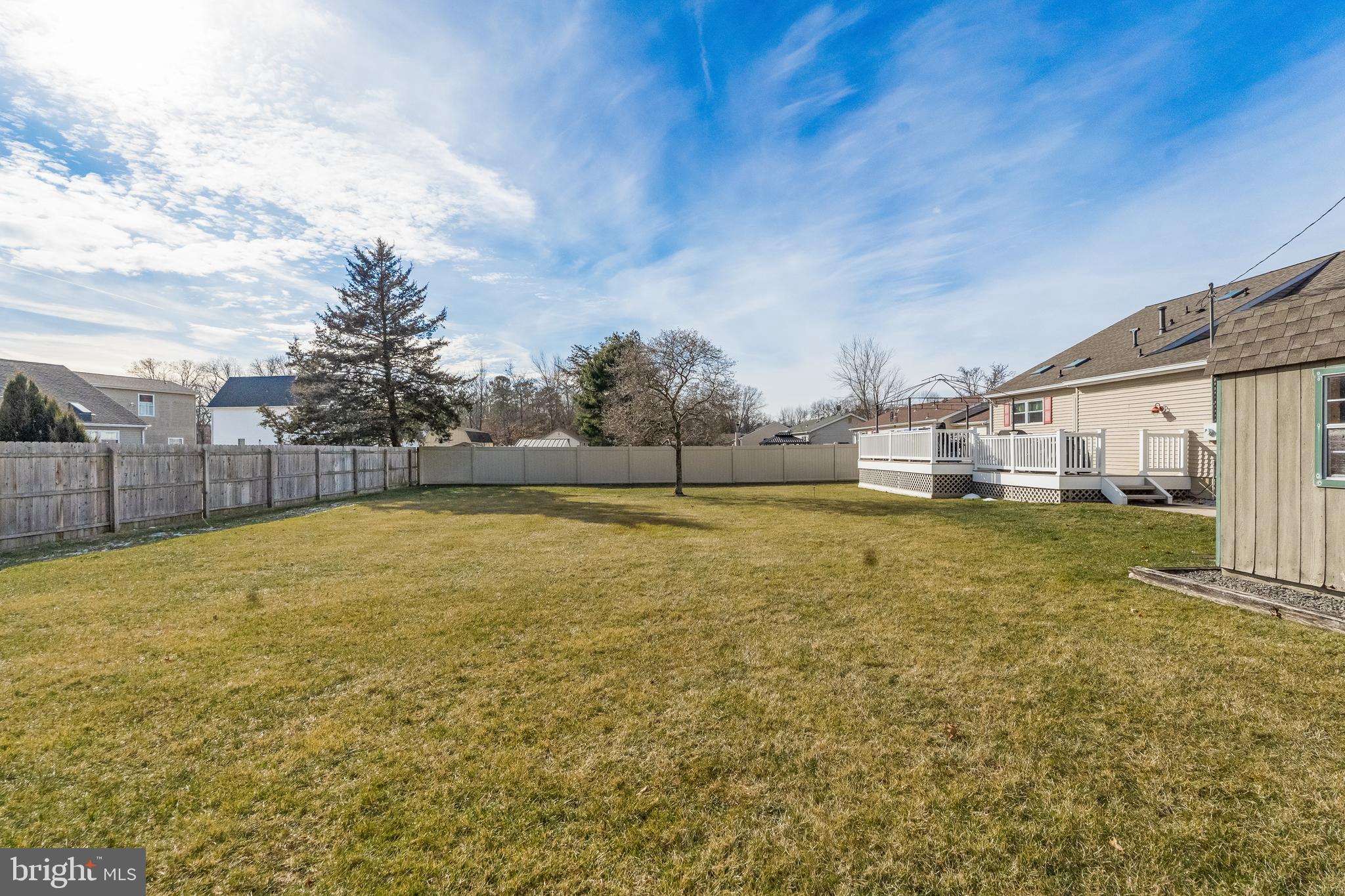 2212 KINGSFORD LANE