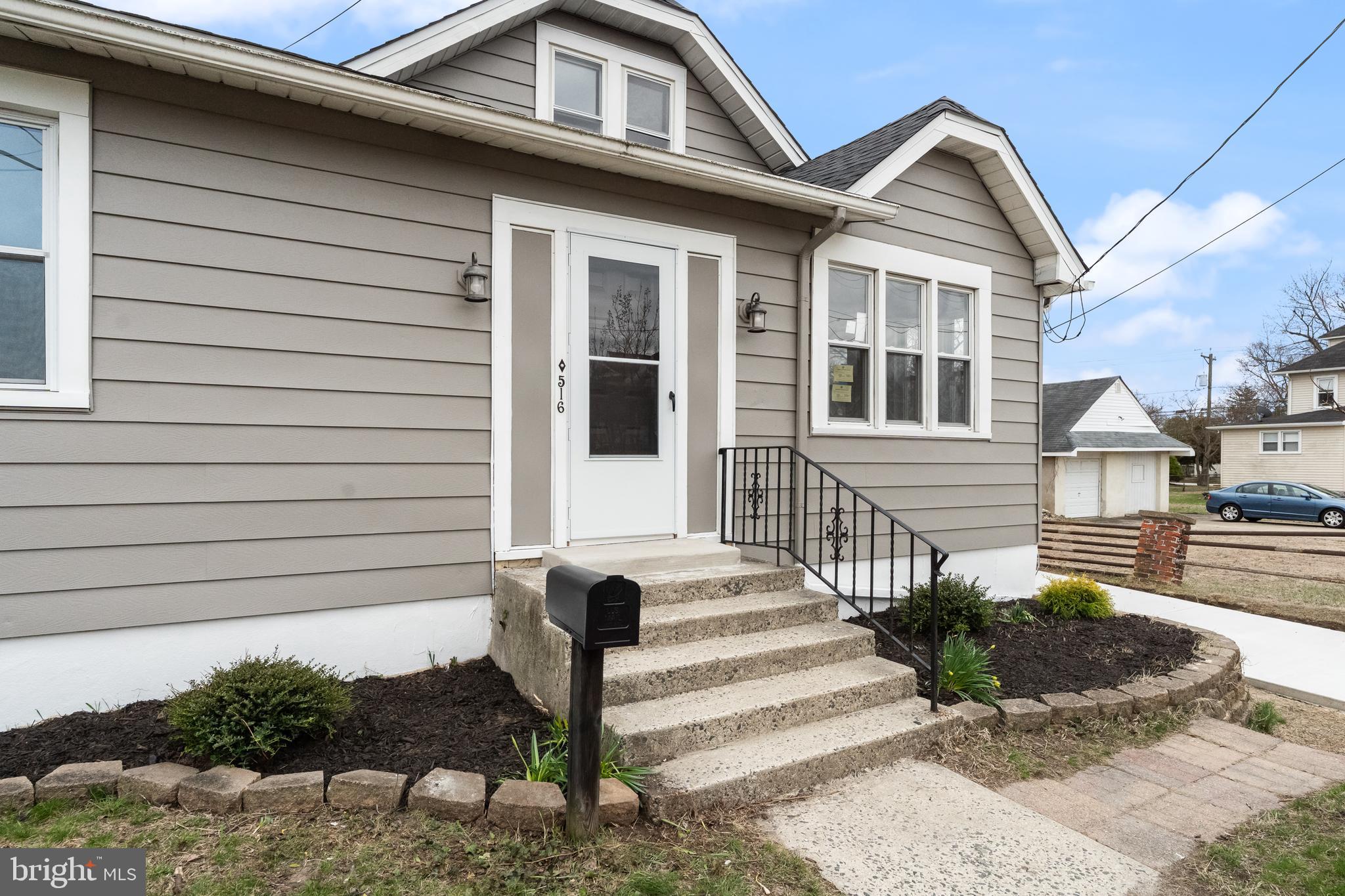 516 HUNTINGTON AVENUE