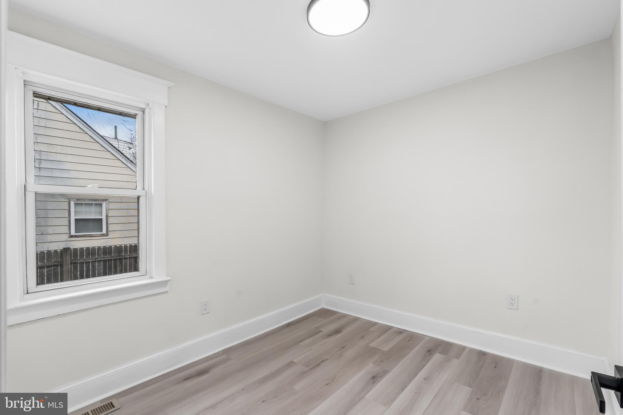 516 HUNTINGTON AVENUE