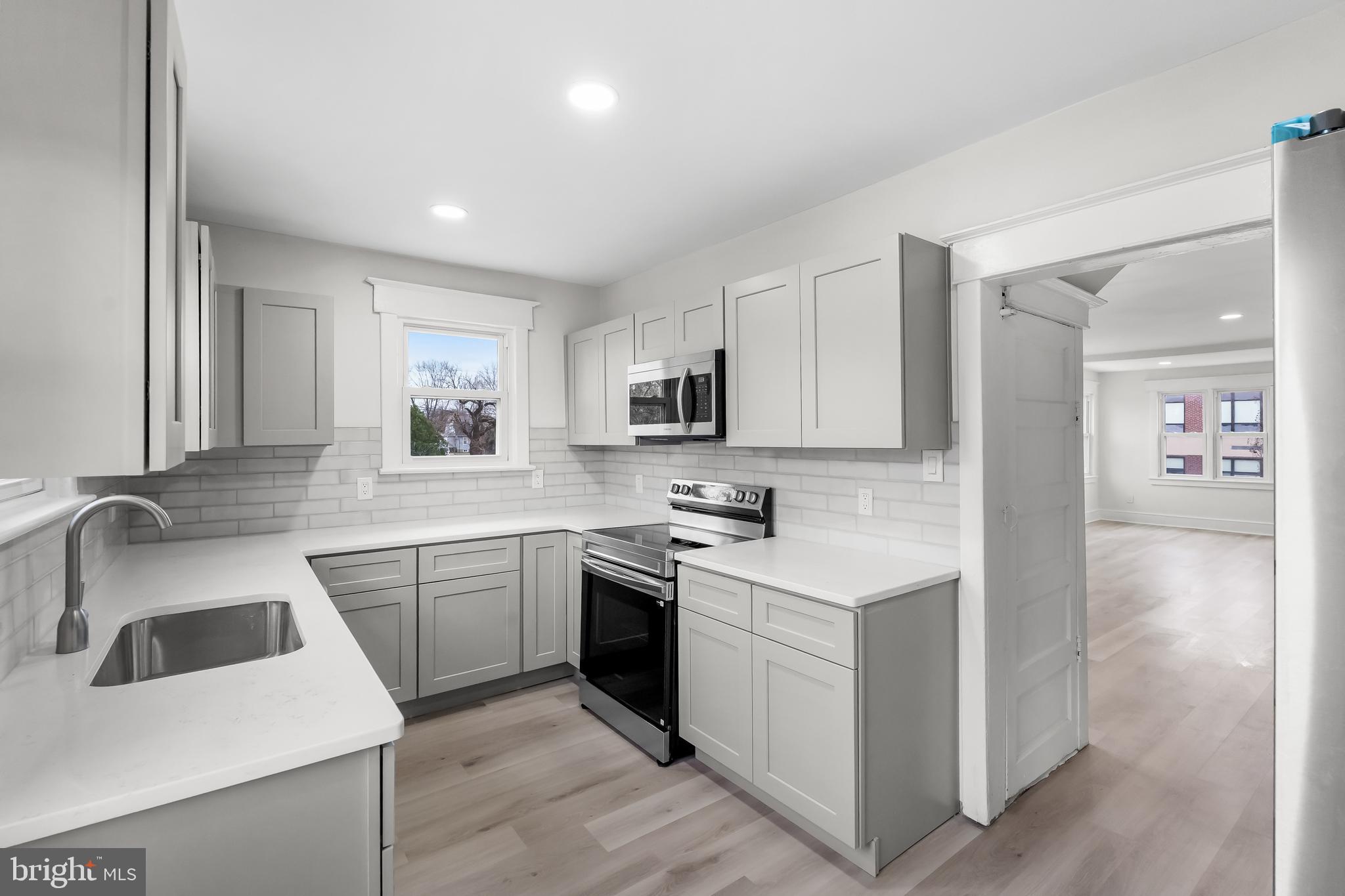 516 HUNTINGTON AVENUE