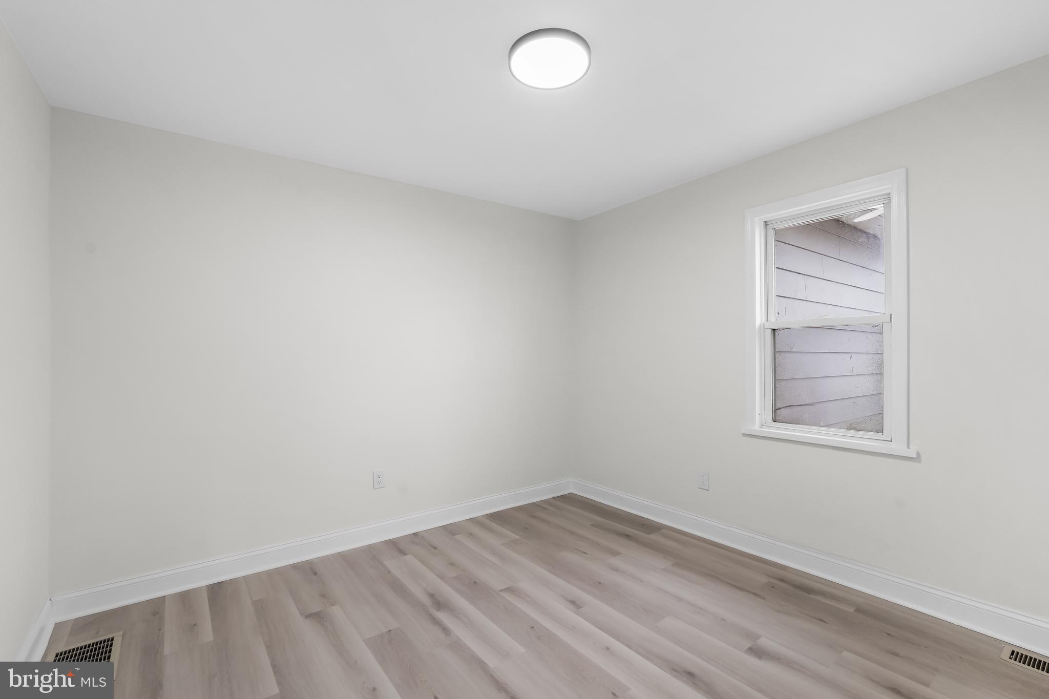 516 HUNTINGTON AVENUE