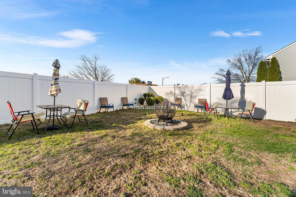 8201 WEYMOUTH DRIVE
