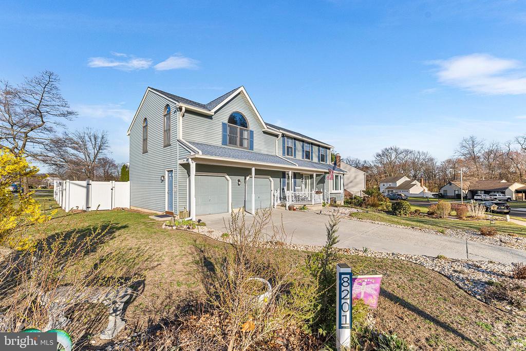 8201 WEYMOUTH DRIVE